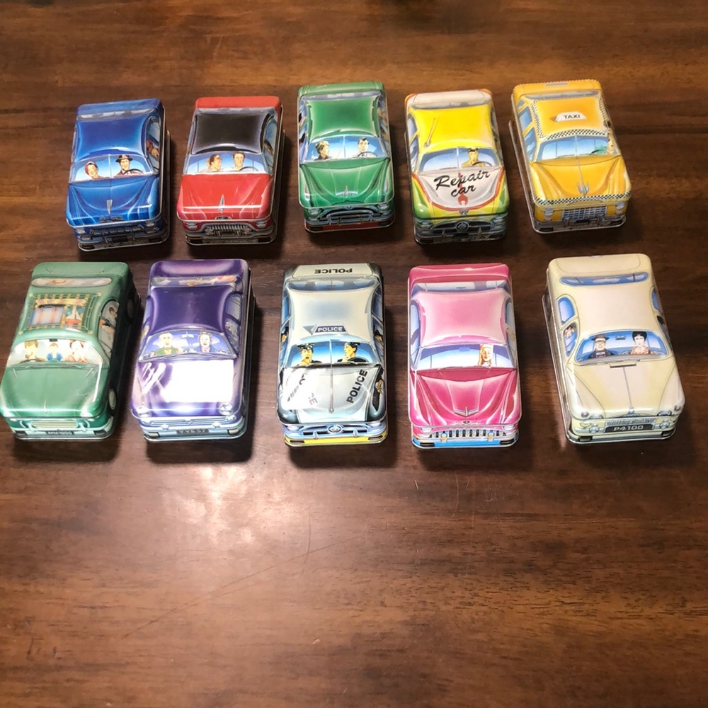 Vintage Ian Logan CARLECTABLES set of 10 car tins EUC